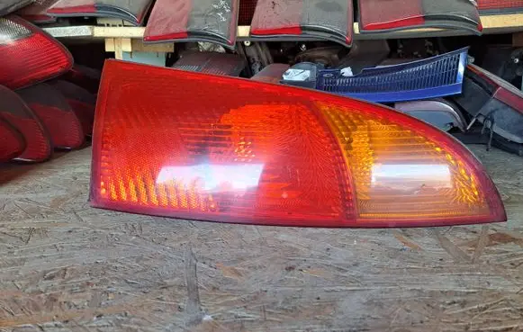 Ford Focus Rear/tail lights XS4113404A XS4X13404AC TK111867