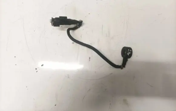 Mercedes-Benz C W204 Detonation knock sensor a0071531228
