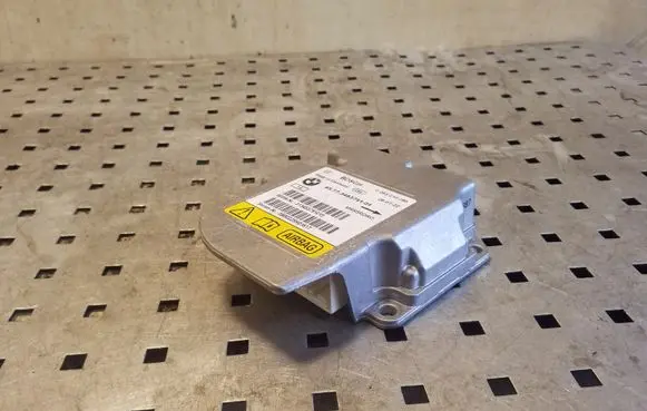 BMW X3 E83 Airbag control unit/module 65773453791 0285010086 313453791015