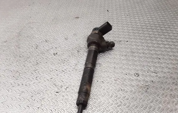 Skoda Octavia Mk2 (1Z) Fuel injector 0445110369 03L130277L