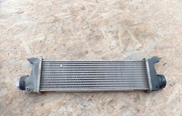 Mercedes-Benz A W168 Intercooler air channel guide A1685000000