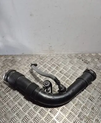 Volvo S90, V90 Turbo air intake inlet pipe/hose 31657341 31480380