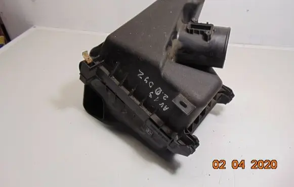 Toyota Avensis T270 Air filter box 60342LS