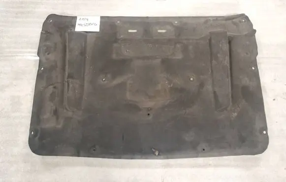 Ford Mustang V Engine bonnet/hood sound/heat insulation DR3316C898