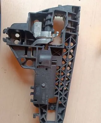 Audi A6 S6 C7 4G Front door exterior handle/bracket 4H0837885