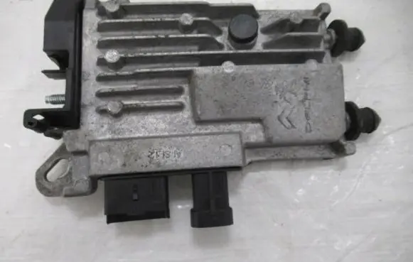 Peugeot 308 Engine start stop button switch 9811338580