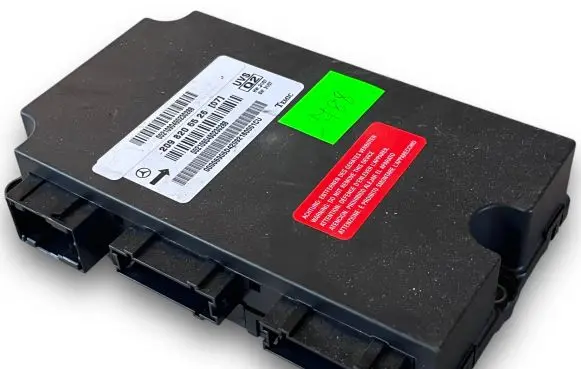 Mercedes-Benz CLK A209 C209 Central body control module S788 A2098206526
