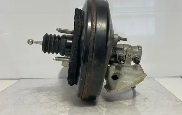 Peugeot 308 Brake booster 0204051858 07086C3012 9682516580