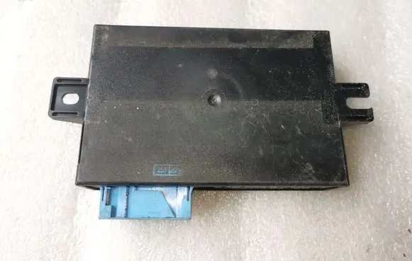 BMW 7 E38 Cruise control unit/module 65718352613 8352613