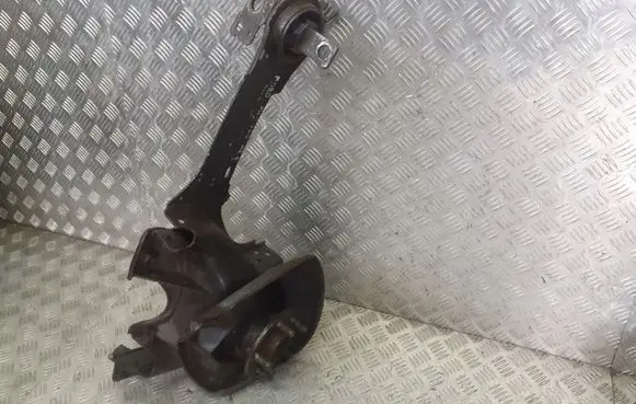 Ford Mondeo Mk III Stub axle 