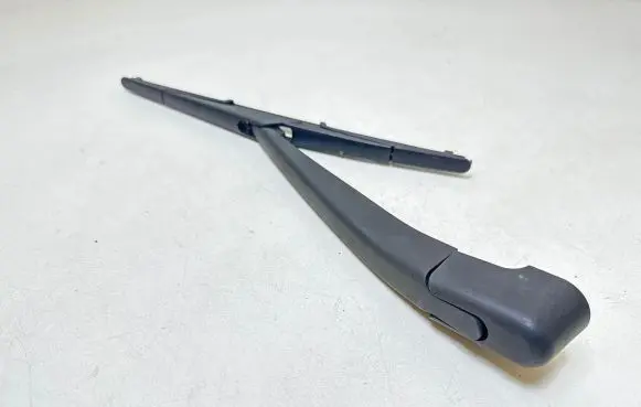 Citroen C4 I Rear wiper blade arm 96746803470