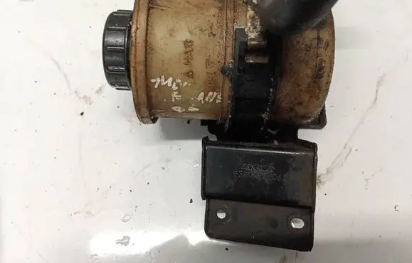 Renault Megane I Power steering fluid tank/reservoir 7700795347