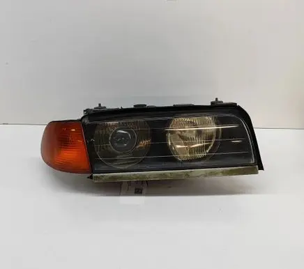 BMW 7 E38 Headlight/headlamp 0301043272 8352746