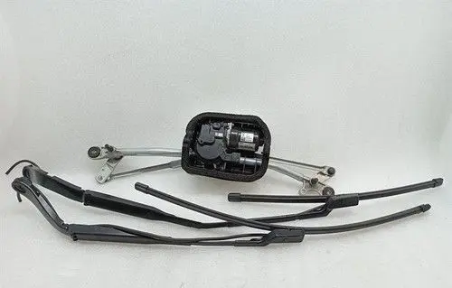 Ferrari Purosangue Front wiper linkage