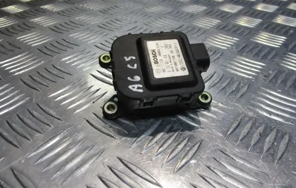 Audi A6 S6 C5 4B Central body control module 4B2820511J