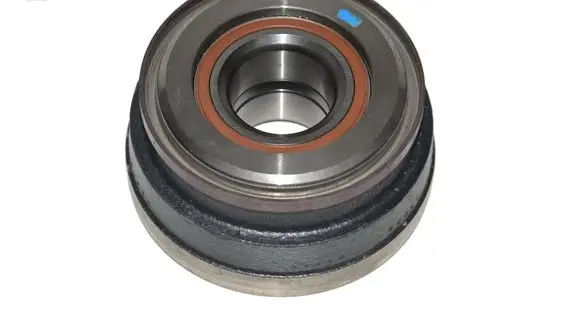 Iveco Daily 6th gen Front wheel hub 5801341526