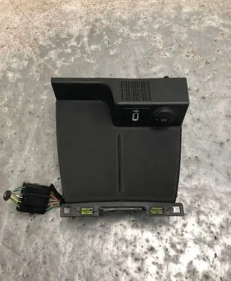 Other center console (tunnel) element