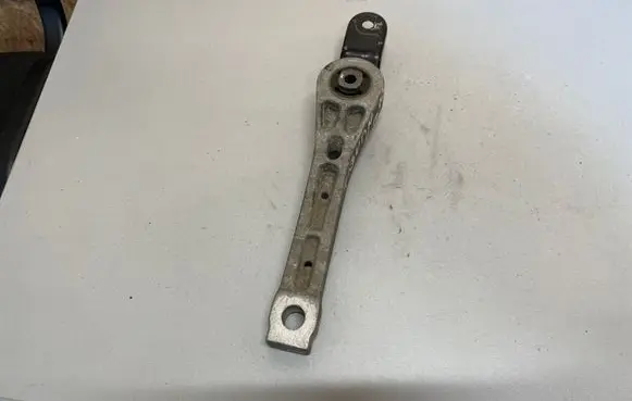 Volkswagen Tiguan Gearbox mounting bracket 7N0199855A