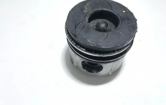 Peugeot 307 Piston 