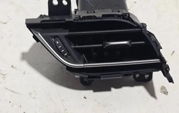 Toyota C-HR I Dashboard side air vent grill/cover trim 55660F4010