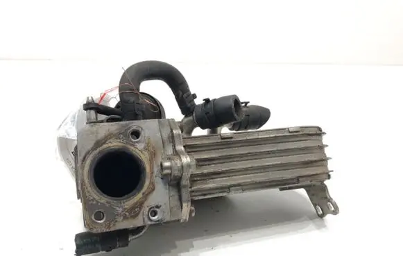 Audi A6 S6 C6 4F EGR valve cooler 059131512