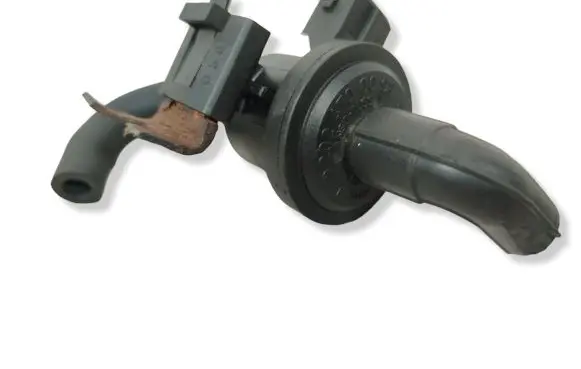 Mercedes-Benz C W202 Turbo solenoid valve 2024700093