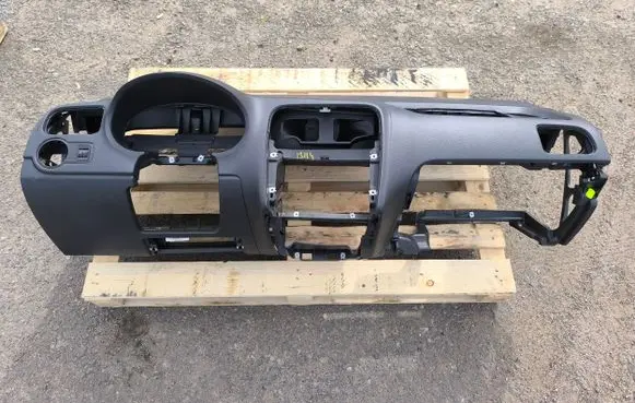 Volkswagen Polo V 6R Dashboard 6C1857001AE 1406951