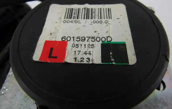 Ford C-MAX I Front seatbelt 601597500D