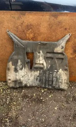 Volvo S60 Engine splash shield/under tray 809805
