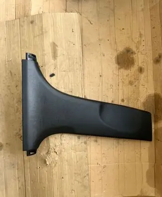 Hyundai i20 (BC3 BI3) (B) pillar trim (bottom) 
