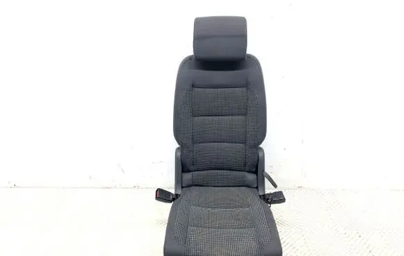 Volkswagen Touran I Rear seat 
