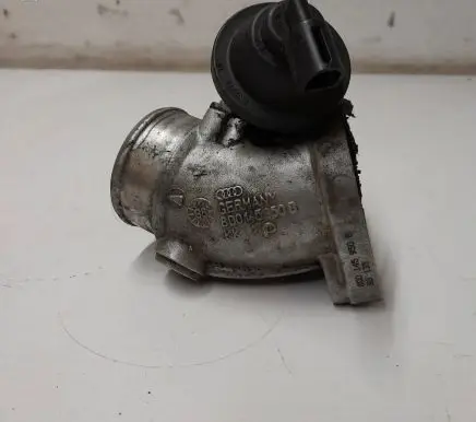 Audi A4 S4 B5 8D EGR valve 8D0145950B