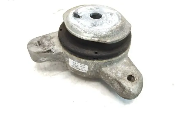 Maserati Ghibli Gearbox mount 067000363