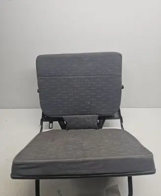 Land Rover Discovery Rear seat 