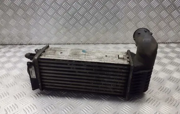 Citroen C5 X Intercooler radiator 9637809480