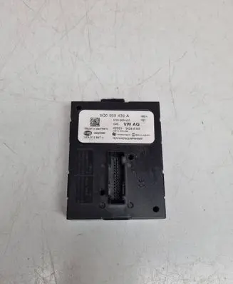 Skoda Octavia Mk3 (5E) Keyless (KESSY) go control unit/module 5Q0959435A 5Q0959435 5ZA0109471