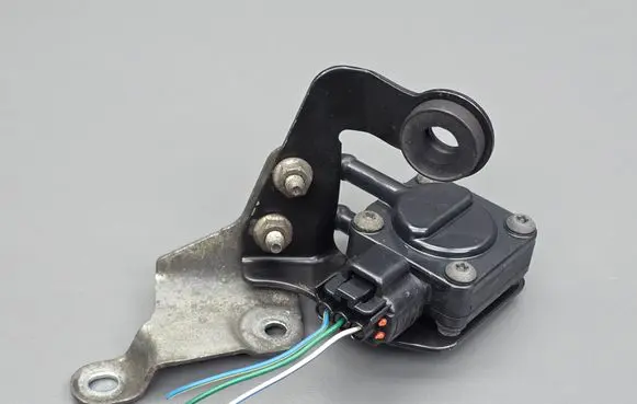 Mazda 6 Exhaust gas pressure sensor RF7J182B5