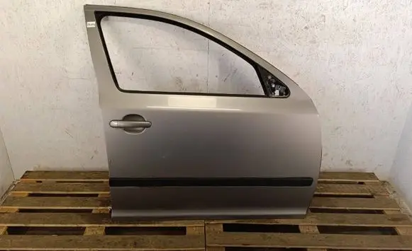 Skoda Octavia Mk2 (1Z) Front door