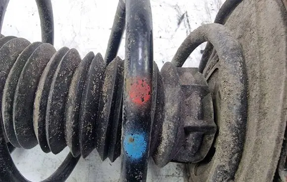 Toyota Auris E180 Front shock absorber/damper