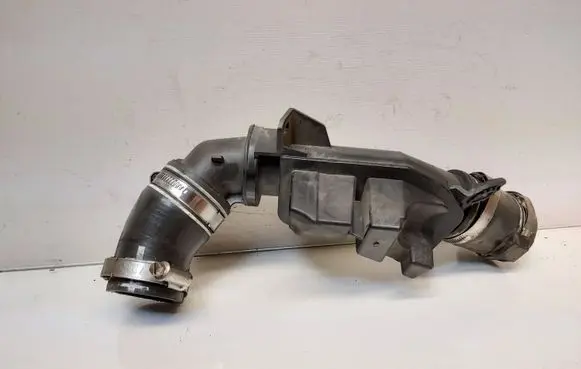Peugeot 308 Intercooler hose/pipe 98697