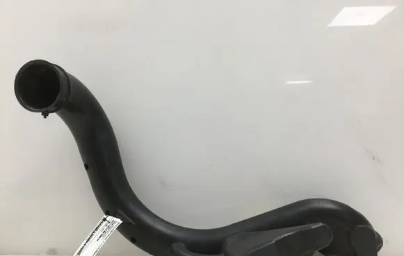 Nissan Note (E11) Air intake duct part 3981027959