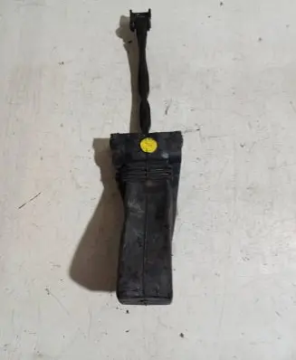 Volkswagen Touareg II Front door check strap stopper 7P0837249
