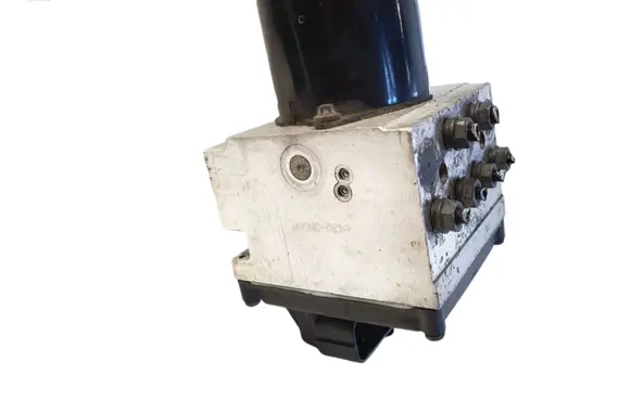 Volkswagen PASSAT B6 ABS Pump 3C0614109P nr9522