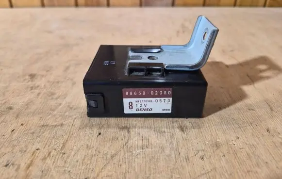 Toyota Corolla E120 E130 Other control units/modules 2772000570 8865002380