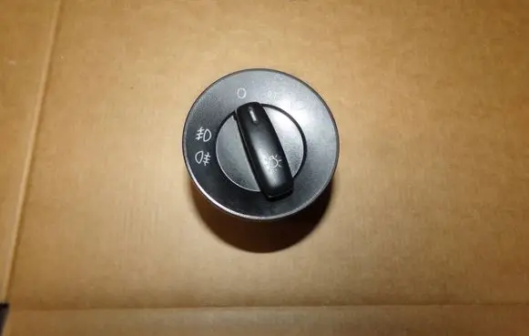 Skoda Octavia Mk2 (1Z) Light switch 1z0941431c