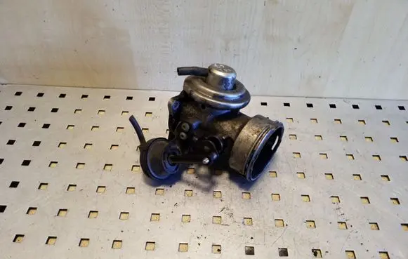 Audi A3 S3 8L EGR valve 038129637L