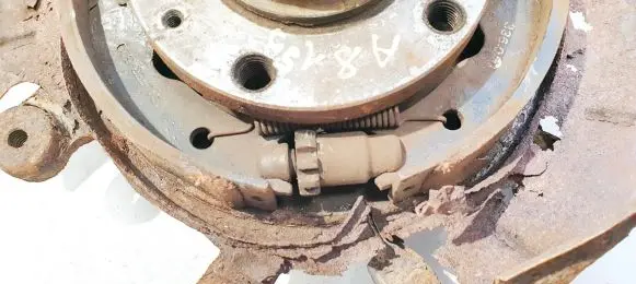 Peugeot 607 Handbrake/parking brake pads 