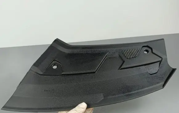 Under headlight/headlamp trim