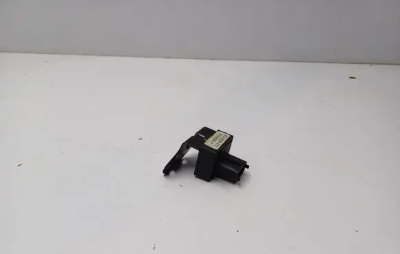 Maserati Quattroporte ABS wheel speed sensor 670005817