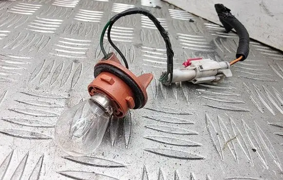 Hyundai i30 Tail light bulb cover holder 